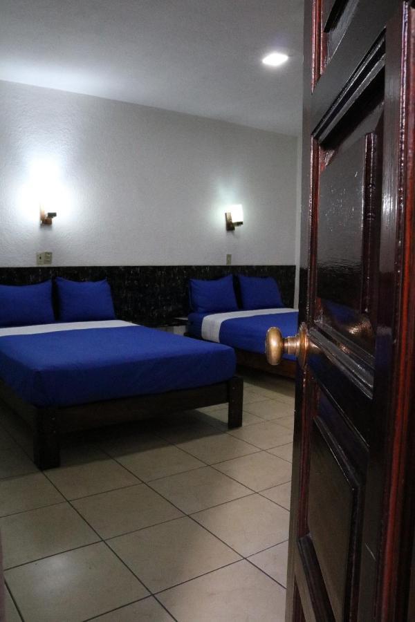 Hotel Mintzicuri Morelia Buitenkant foto